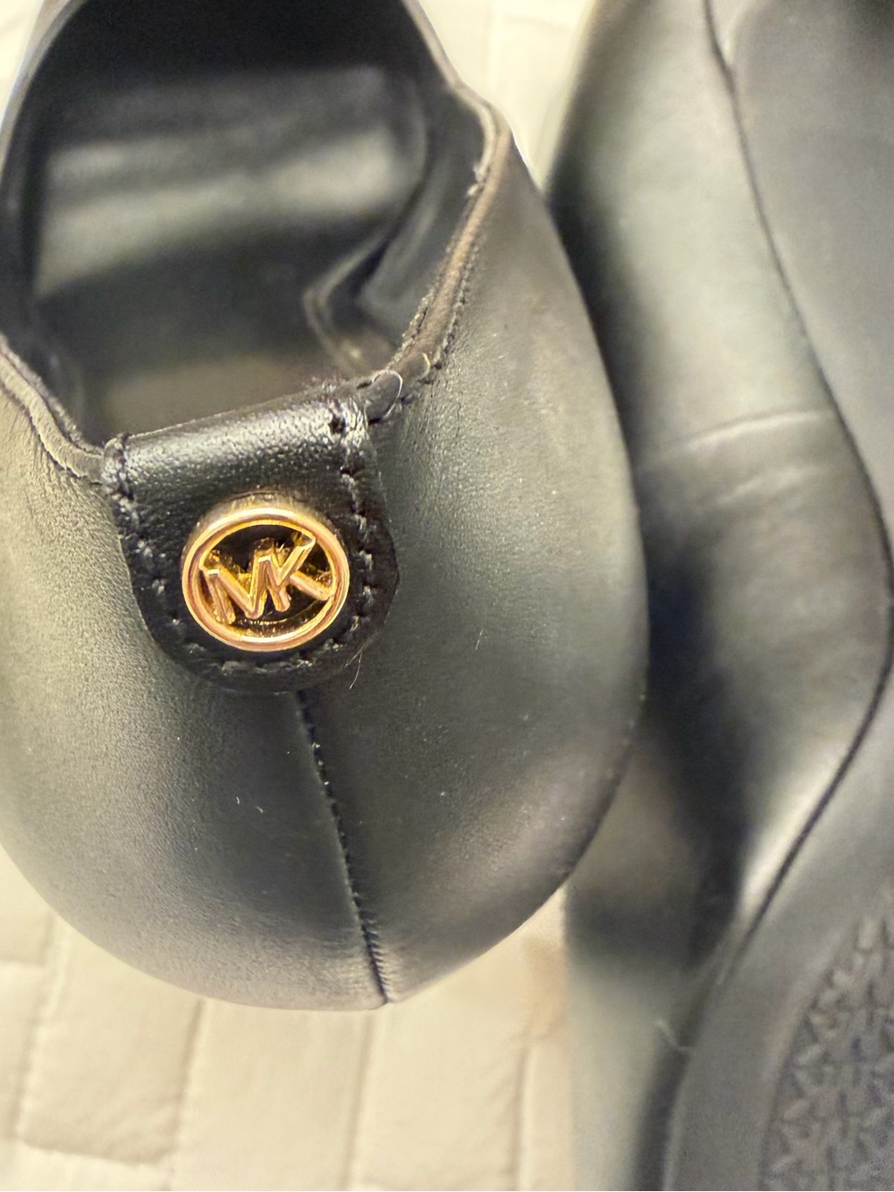 Michael Kors Black Pointed Leather Pumps - Picture 5 of 6